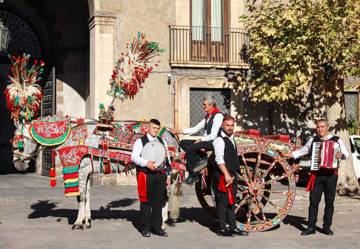 View of sicilian cart