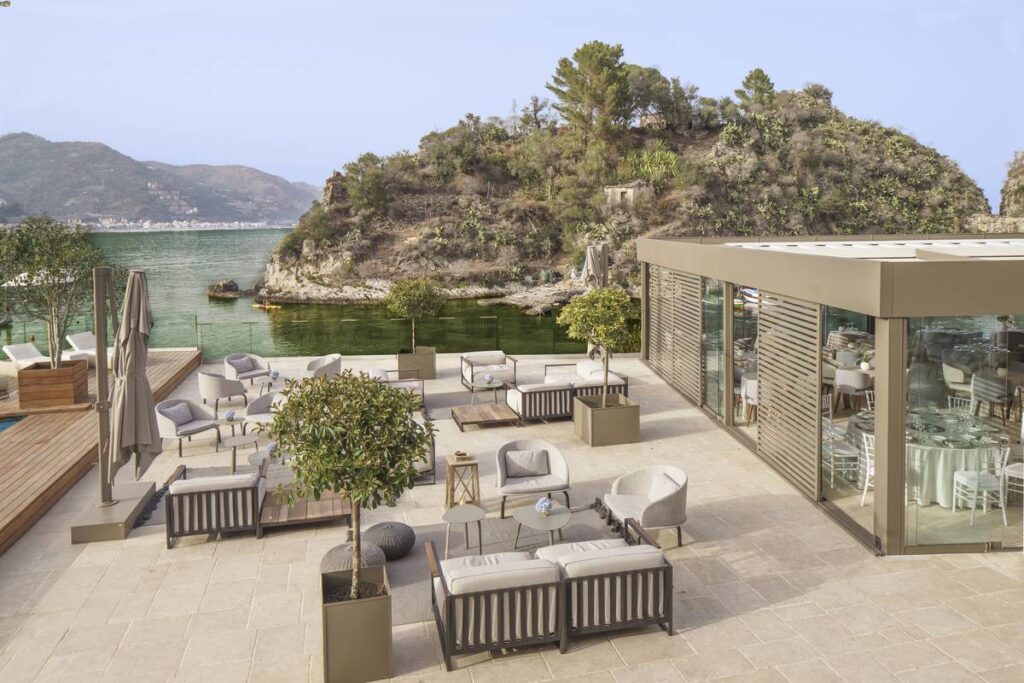 Outdoor area Atlantis bay hotel